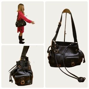 MAXX New York Chunky Pebbled Leather Cargo Shoulder Bag EUC